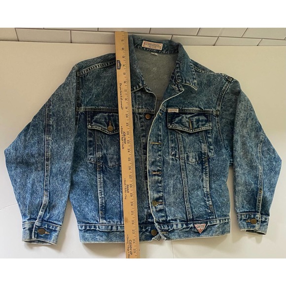 Vintage distressed Guess jacket - Picture 2 of 4